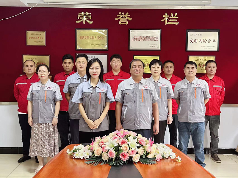 公司管理層團隊